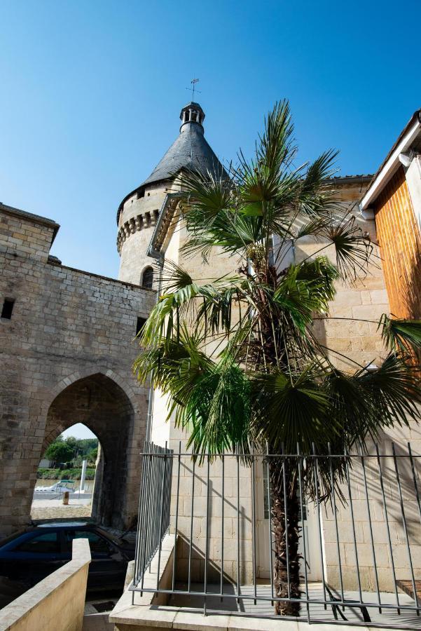 Logis Hotel De La Tour Libourne Luaran gambar