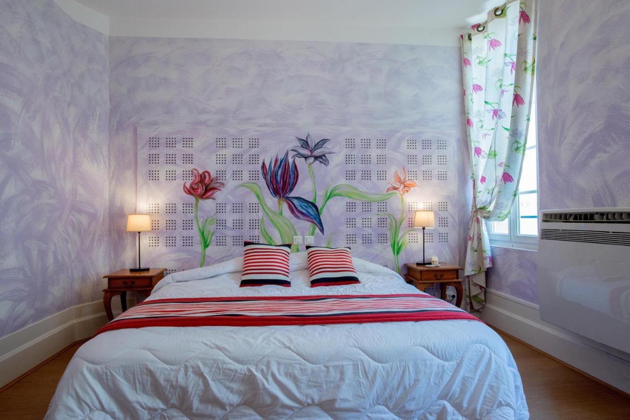 Logis Hotel De La Tour Libourne Luaran gambar