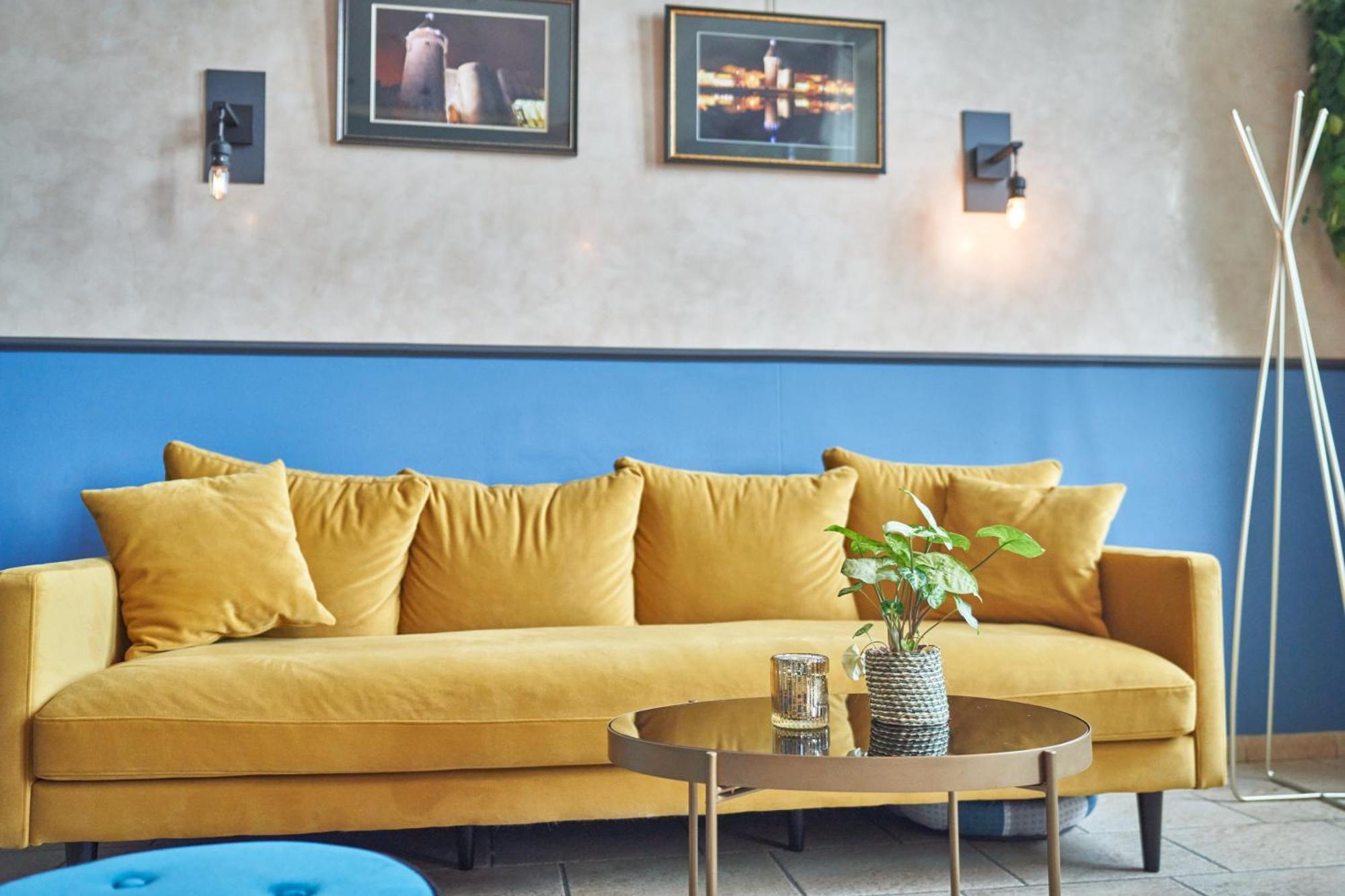 Logis Hotel De La Tour Libourne Luaran gambar